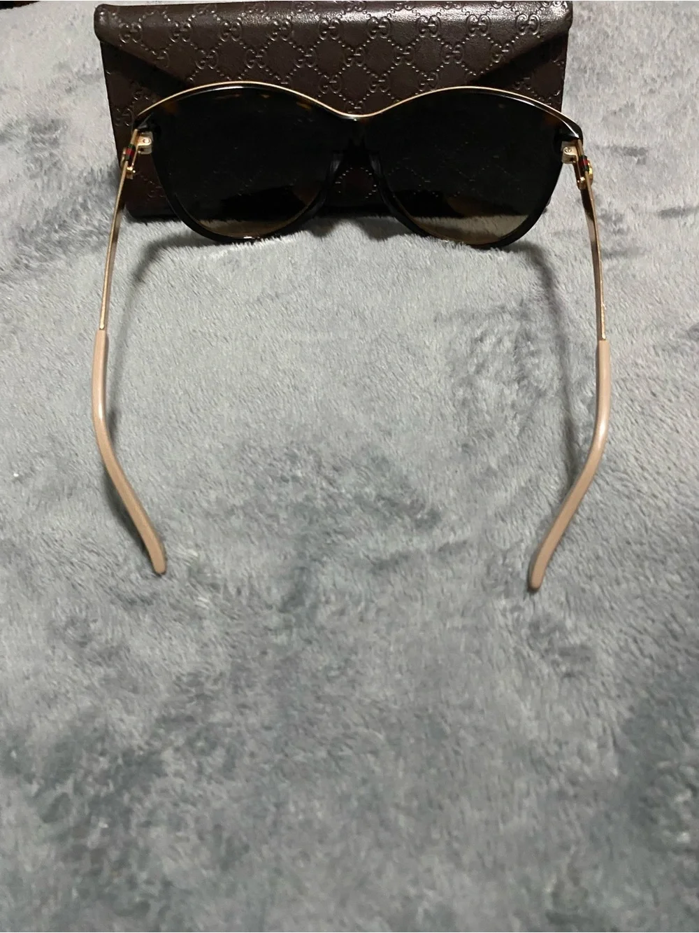 Gucci cat eye
